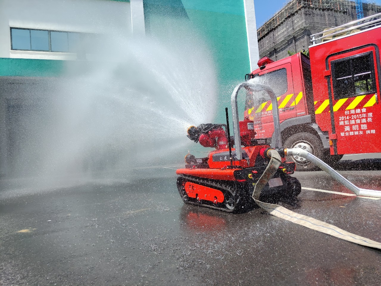 Kaohsiung Strengthens Firefighting Capacity in Science Parks Mayor Chen Chi...
