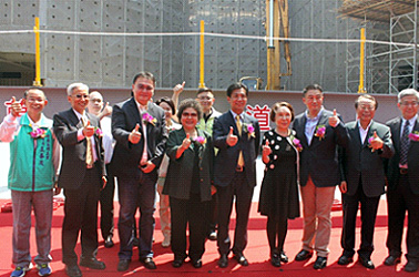 May 9, 2015 Taroko Park beam-raising ceremony May 9, 2015 Taroko Park beam-raising ceremony